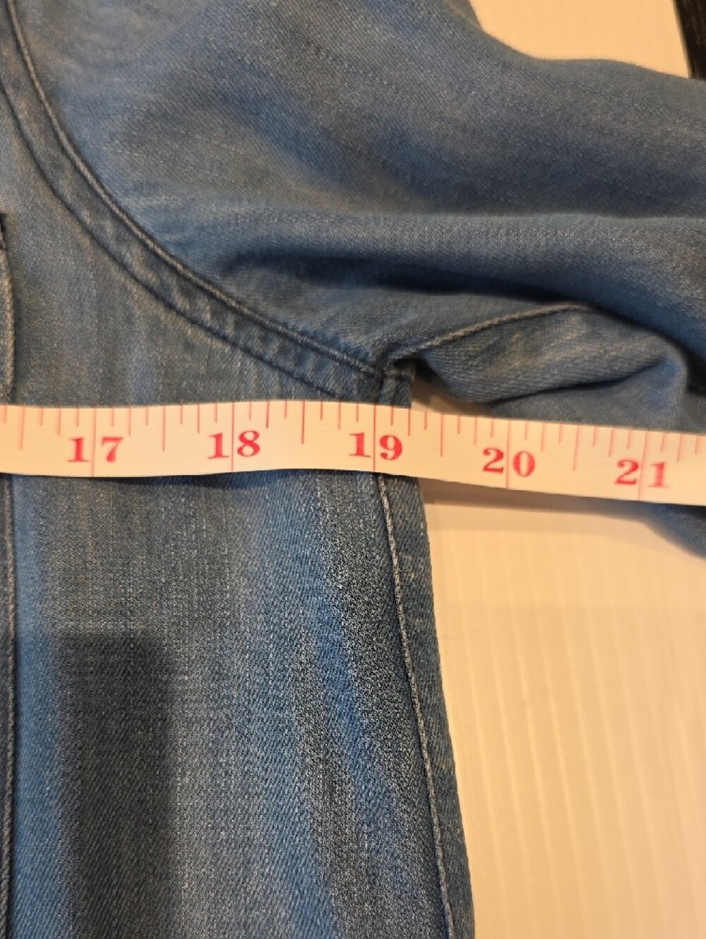 Club Monaco Light Blue Chambray Shirt - Picture 4 of 5
